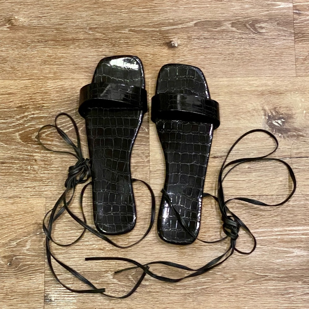 Sleek Black Crocodile Embossed Lace up Strappy Flat Sandals, great condition.